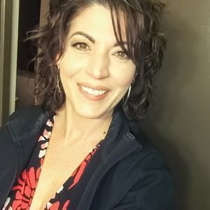 Meet your Posher, Rebecca